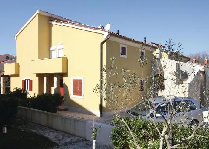 I & M Guest House